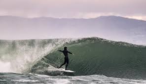 Billabong Wetsuits surfing
